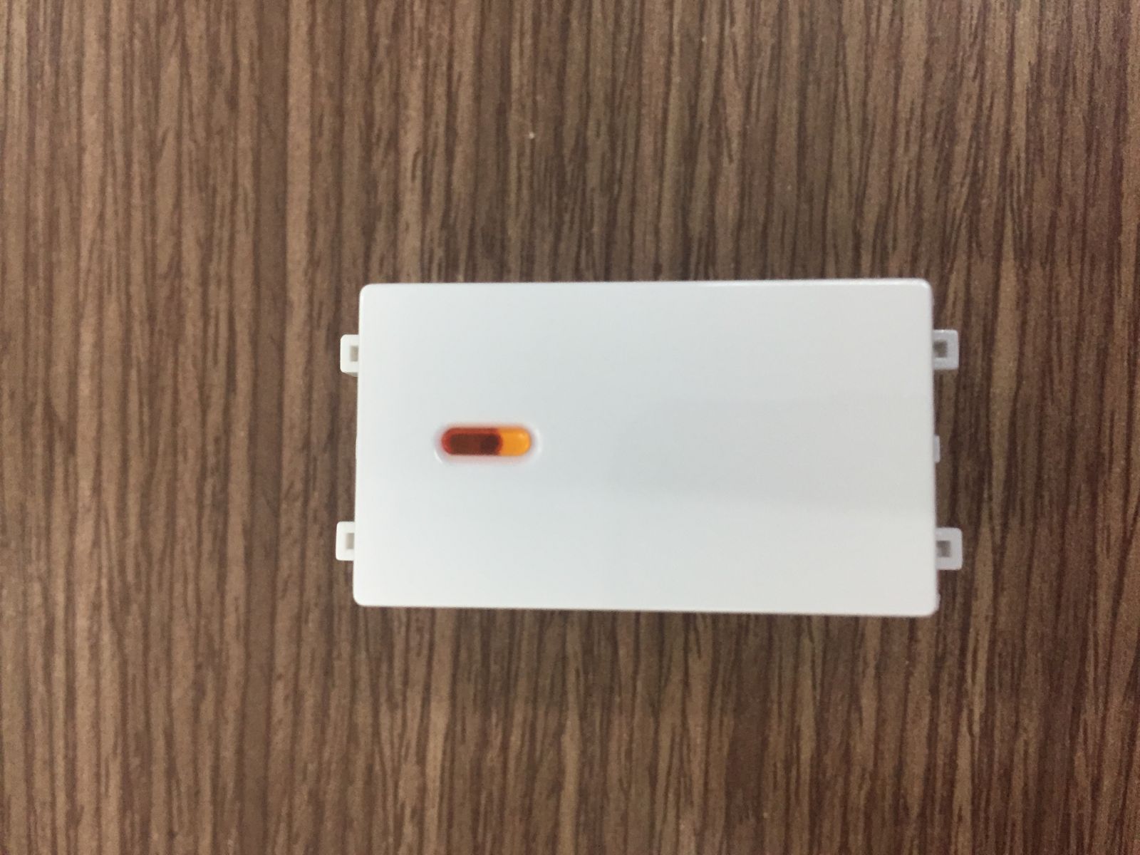 Công tắc Zencelo 1 chiều 16AX sixe S